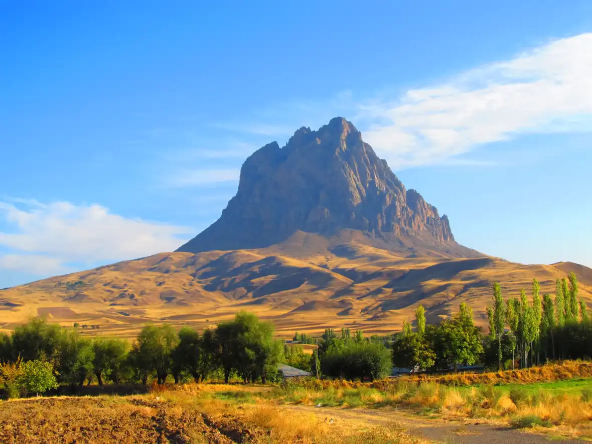 Backpacking in Full Travel Guide