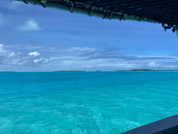 Take your backpack - Cook Islands - 5