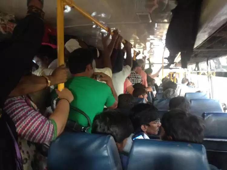 Take your backpack - A local bus ride from Goa to Hampi taking two days - 0