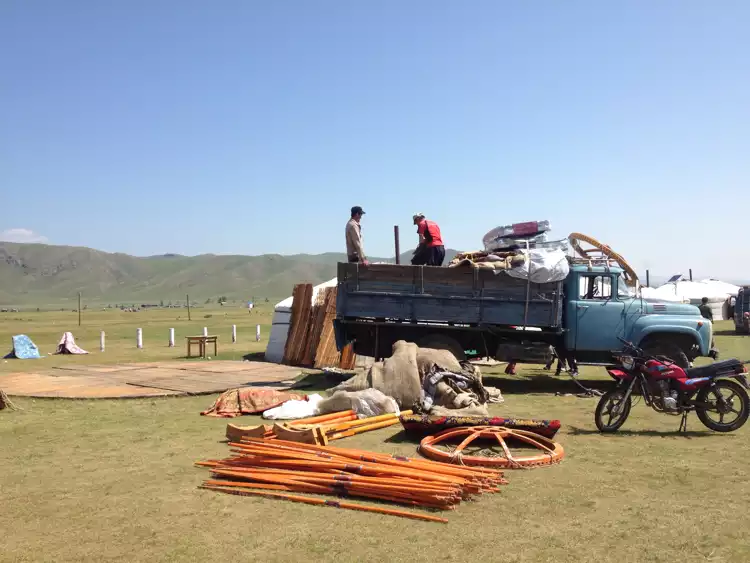Take your backpack - Mongolia - 8