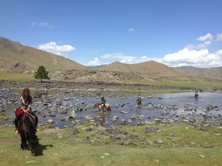 Take your backpack - Mongolia - 11