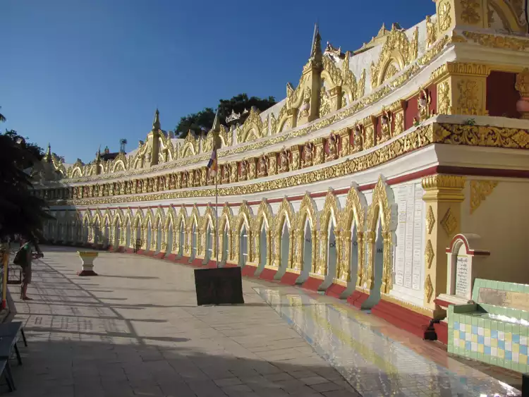 Take your backpack - Myanmar - 39