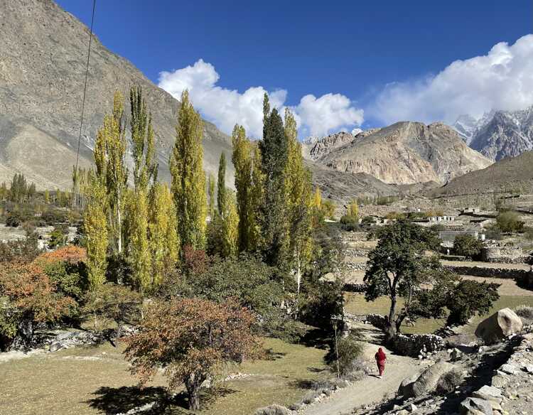 Take your backpack - Pakistan - 8