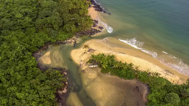 Backpacking in Sierra Leone
