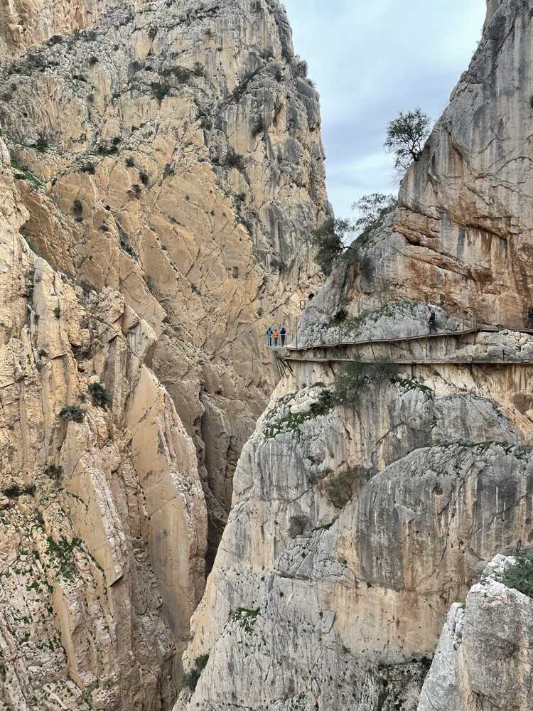 Take your backpack - Spain - 8