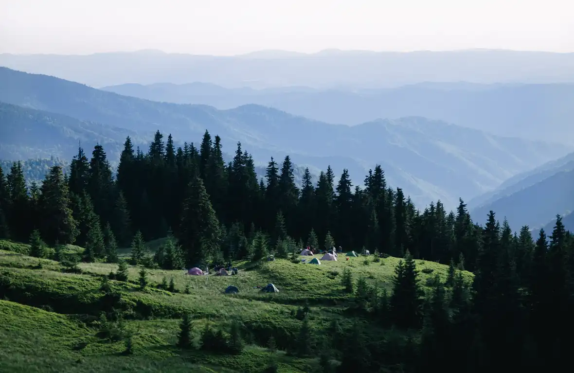 Backpacking in Full Travel Guide