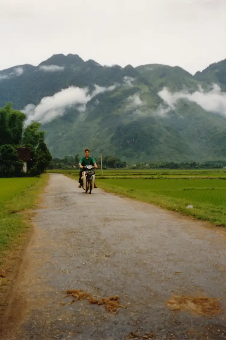 Take your backpack - Vietnam - 13