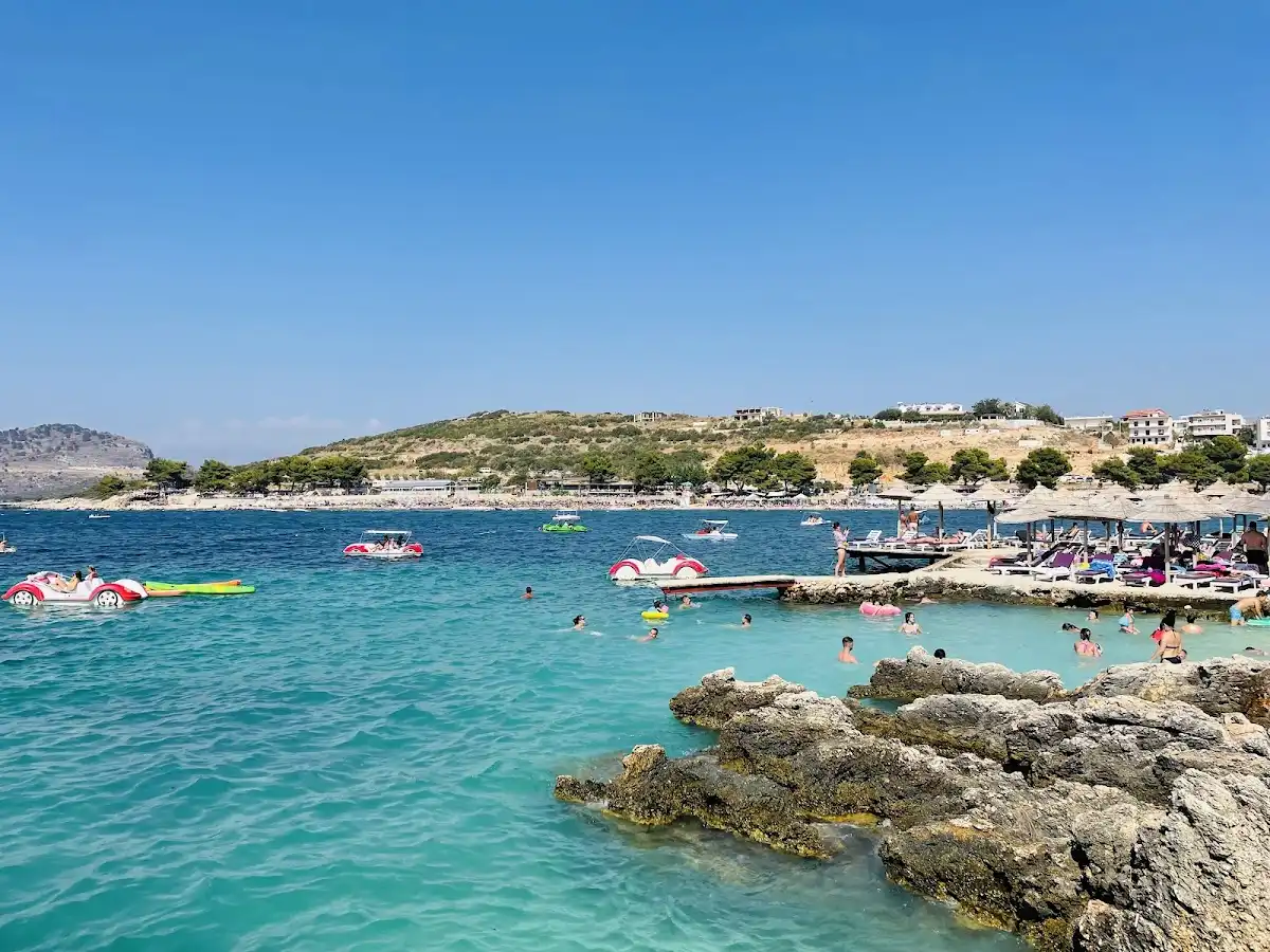 albania-beach-saranda-beach
