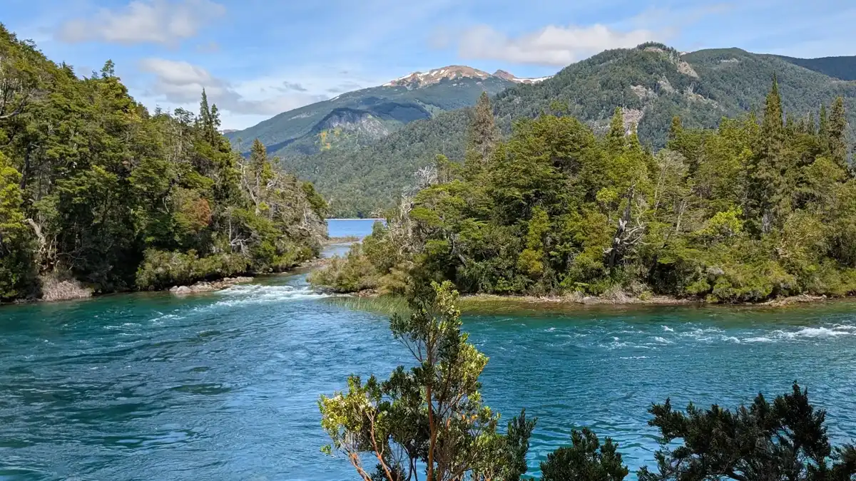 argentina-national-park-los-alerces-national-park