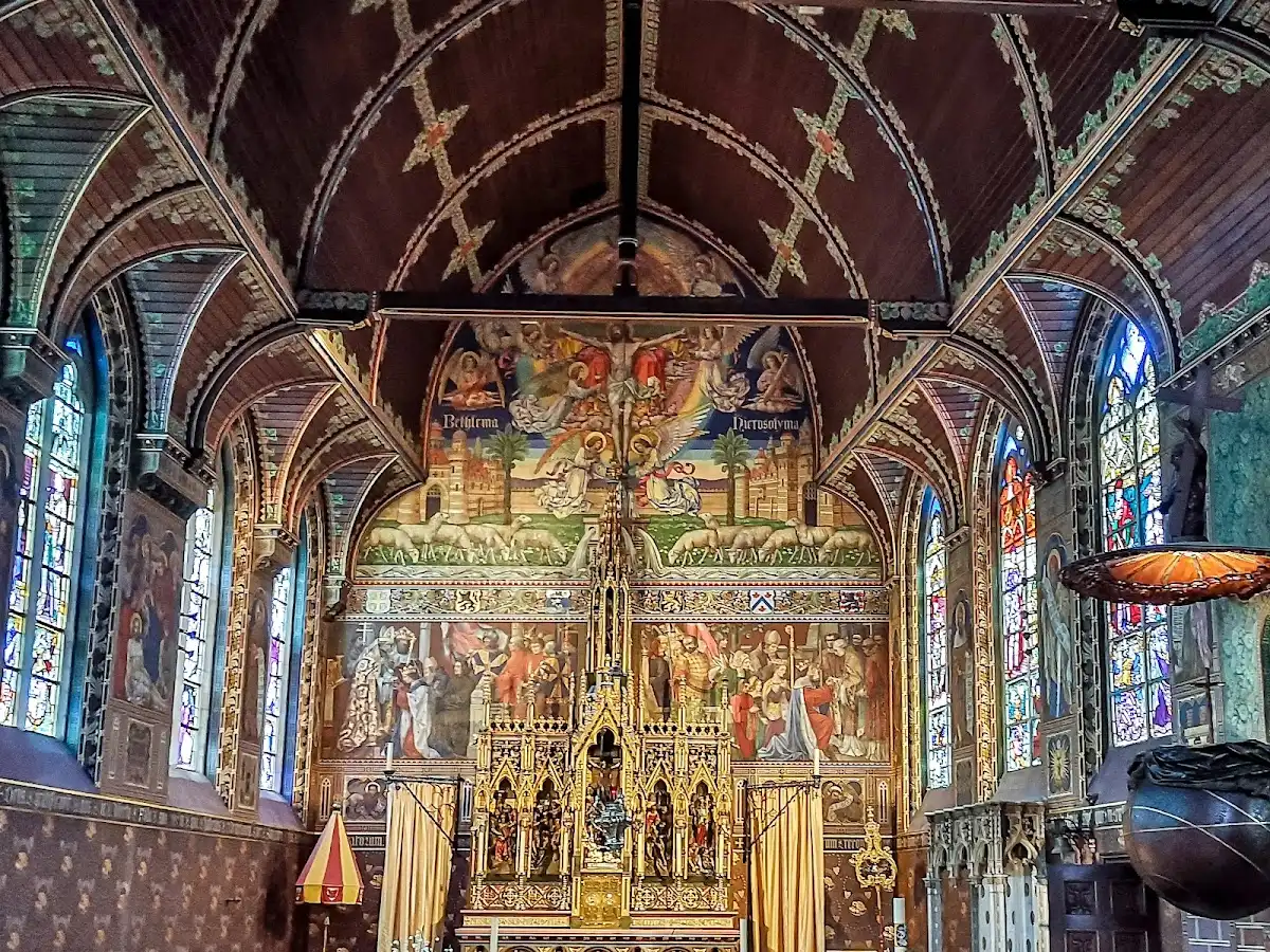 belgium-attraction-basilica-of-the-holy-blood