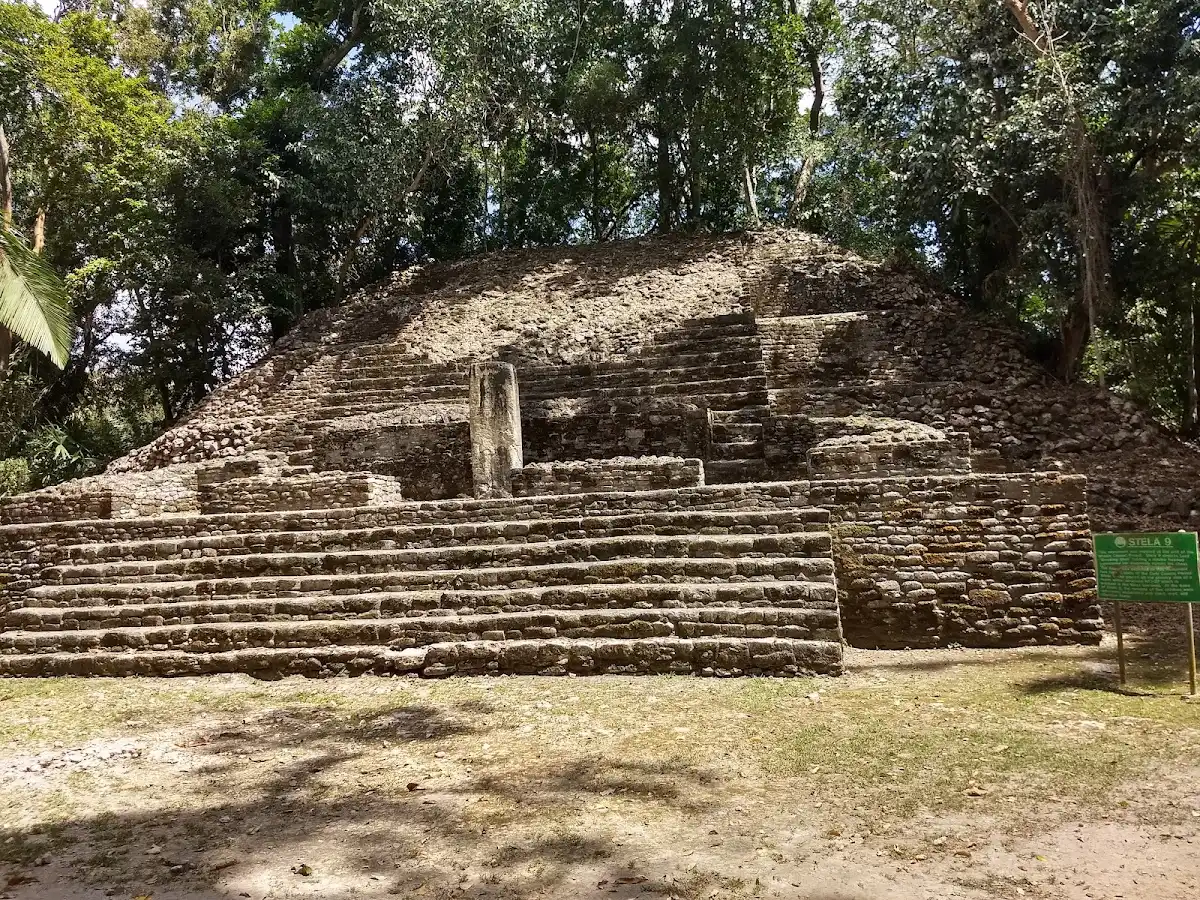 belize-attraction-lamanai-archaeological-reserve v1