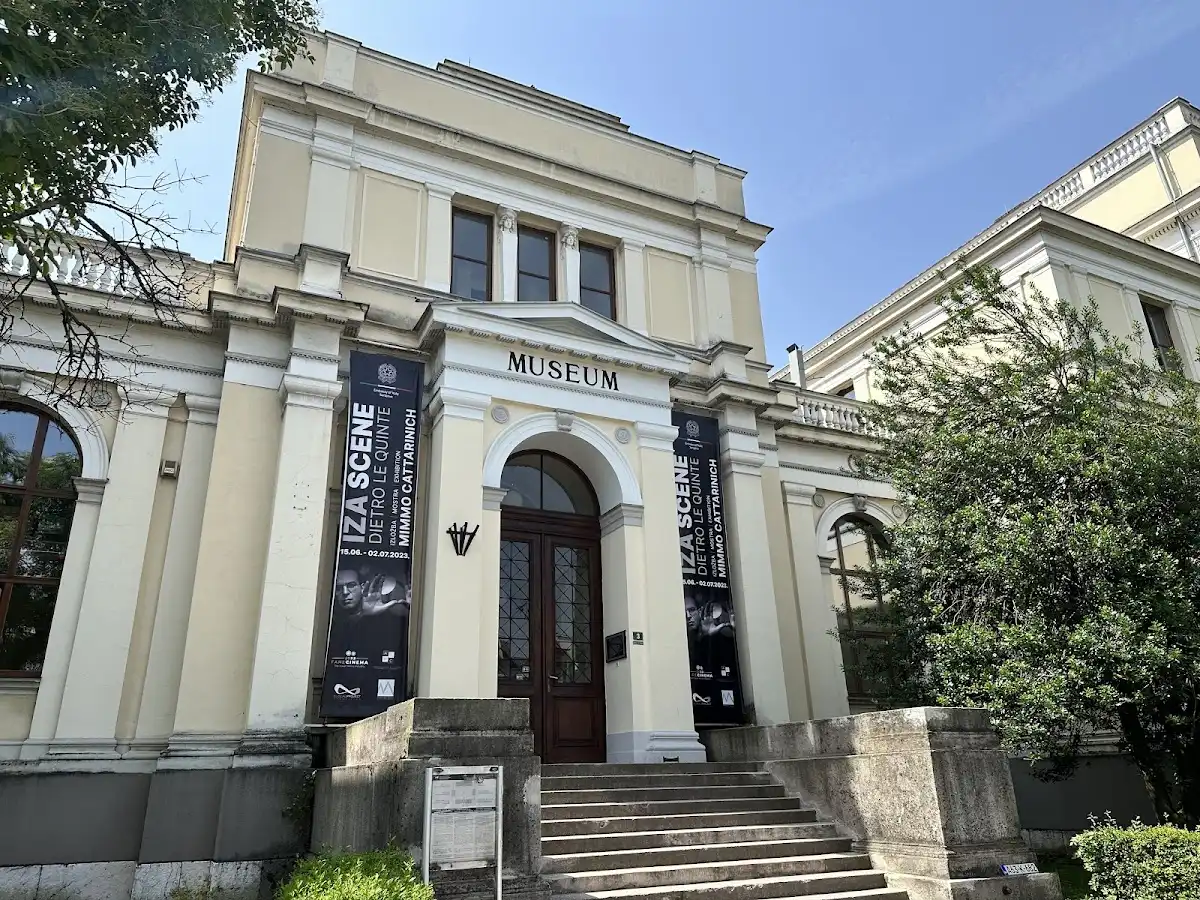 bosnia-and-herzegovina-attraction-national-museum-of-bosnia-and-herzegovina