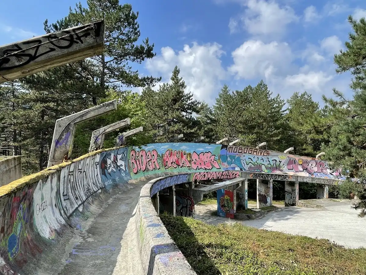 bosnia-and-herzegovina-attraction-trebevic-cable-car-and-abandoned-bobsleigh-track