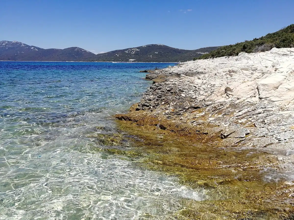 bosnia-and-herzegovina-beach-bijela-plaza