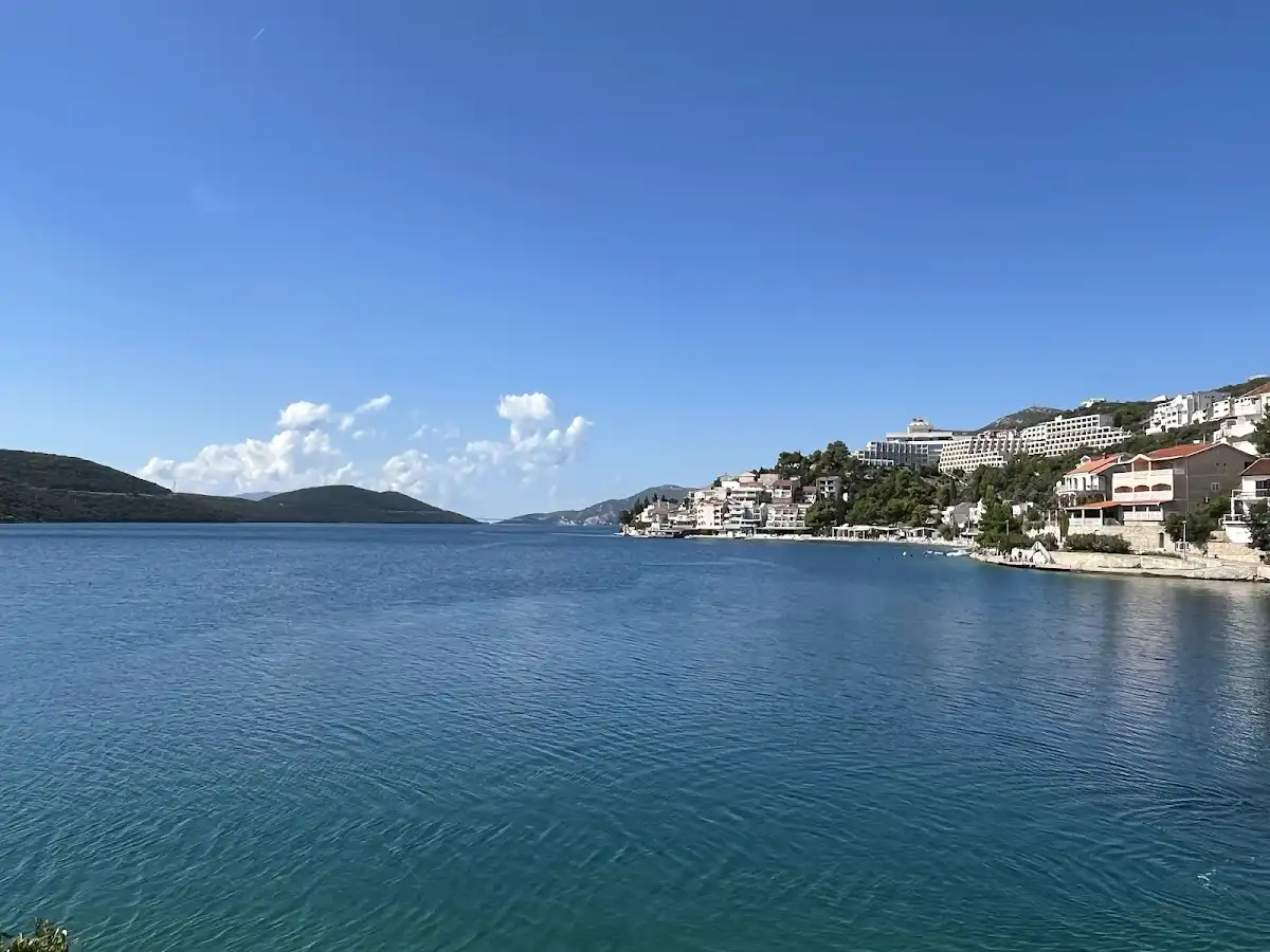 bosnia-and-herzegovina-beach-neum-beach