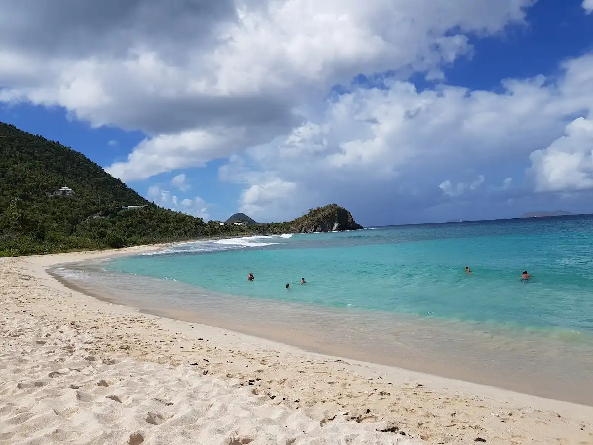 british-virgin-islands-beach-smugglers-cove