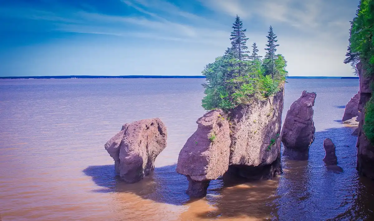 canada-unique-site-bay-of-fundy