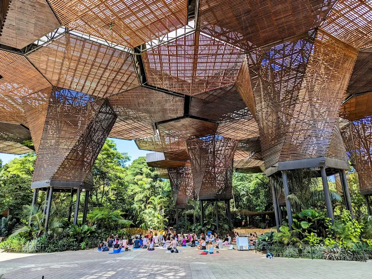 colombia-attraction-jardin-botanico-de-medellin-joaquin-antonio-uribe v1