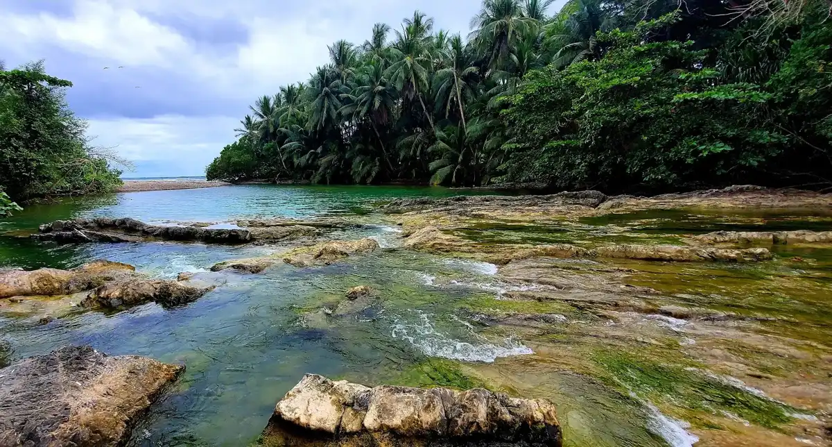 costa-rica-city-montezuma