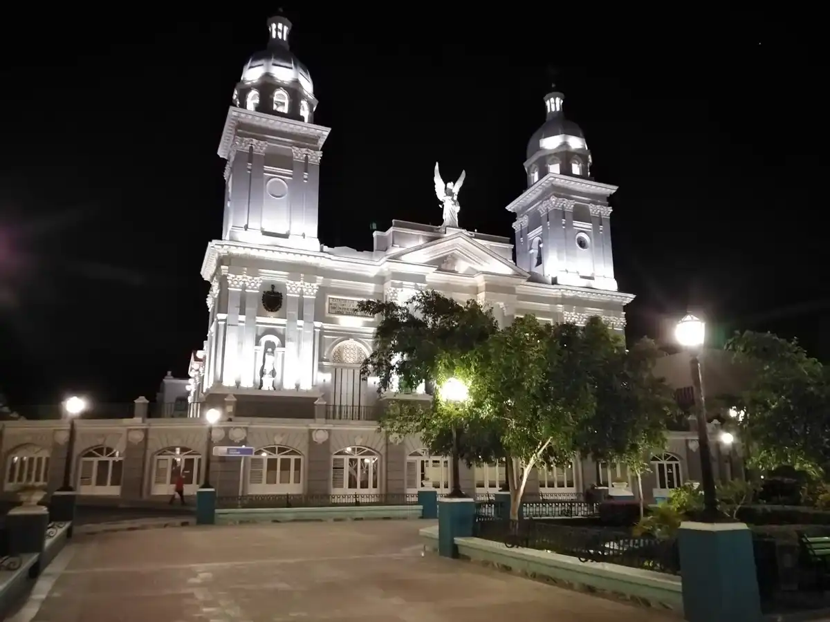 cuba-city-santiago-de-cuba
