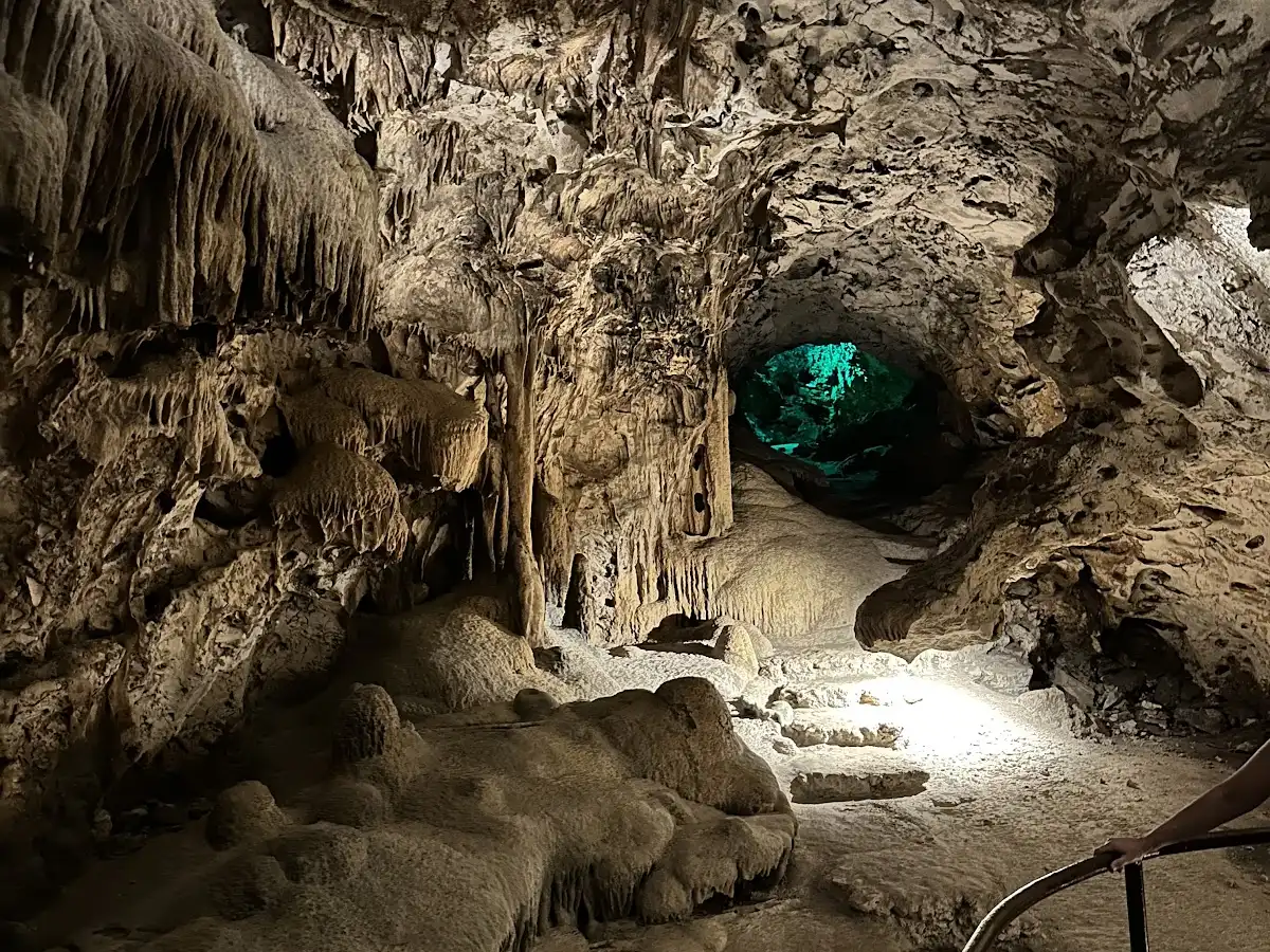 curacao-unique-site-hato-caves