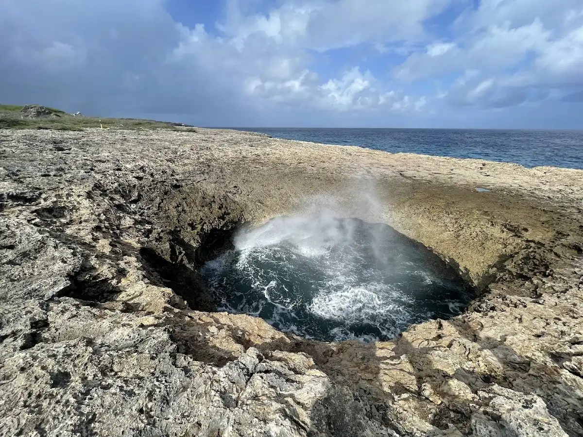 curacao-unique-site-watamula-hole