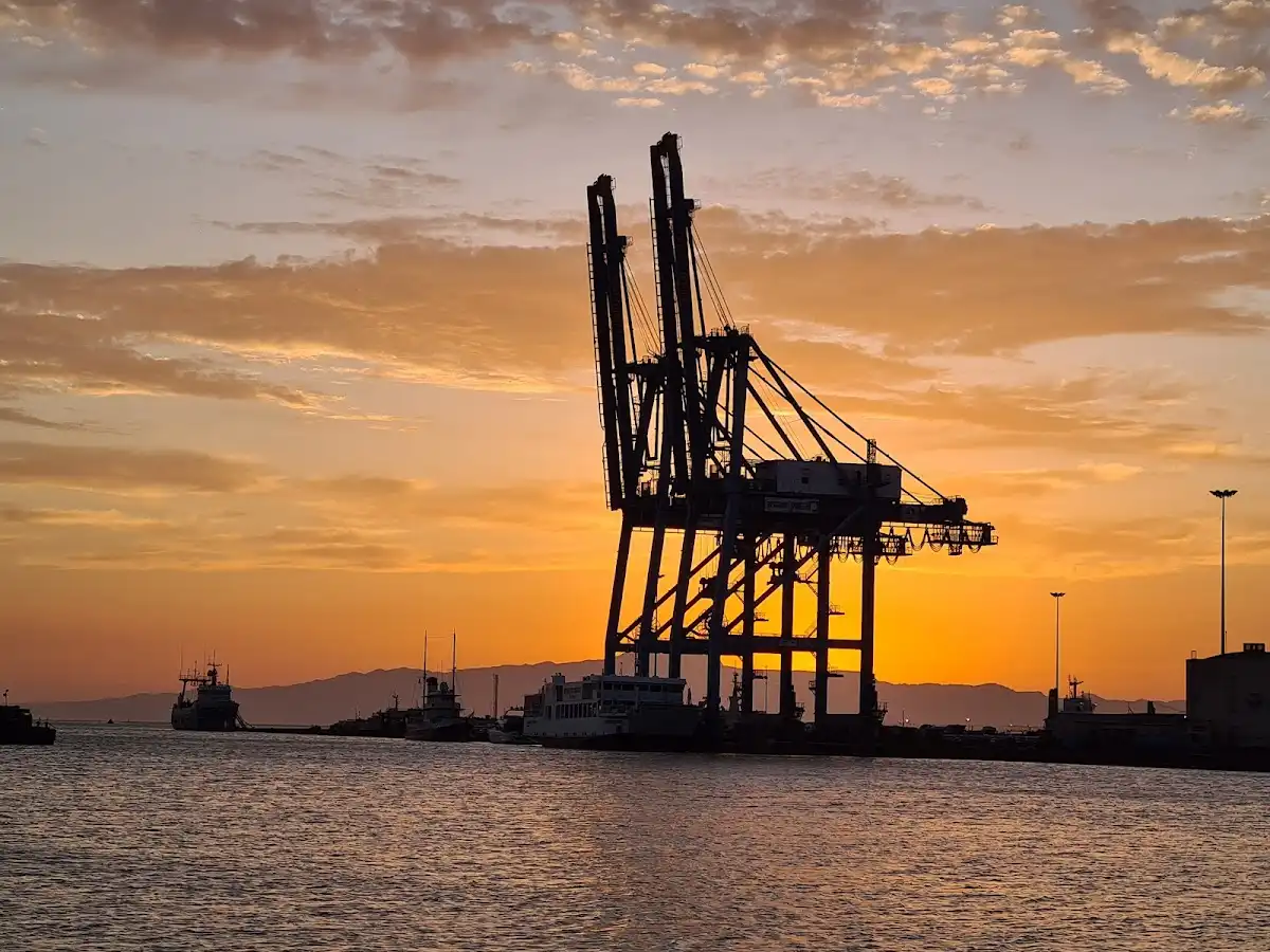 djibouti-unique-site-old-port-of-djibouti v1
