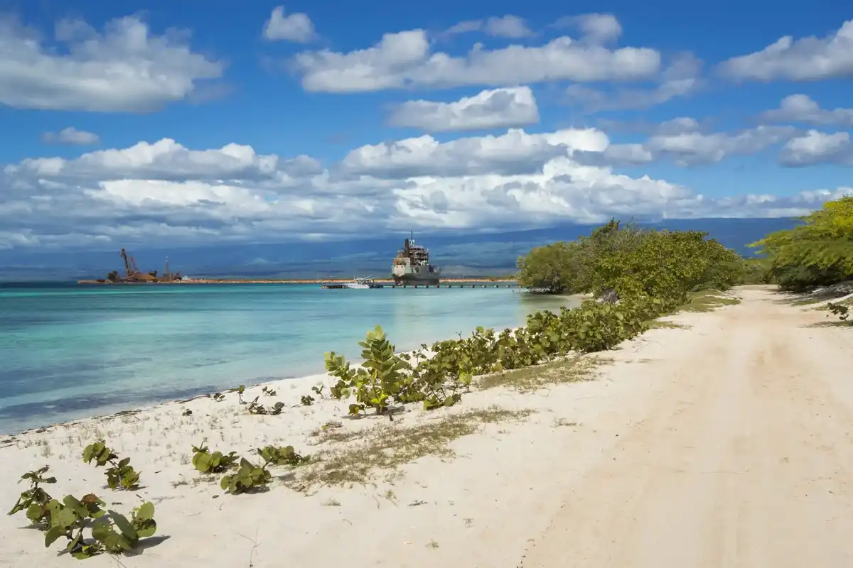 dominican-republic-beach-cabo-rojo