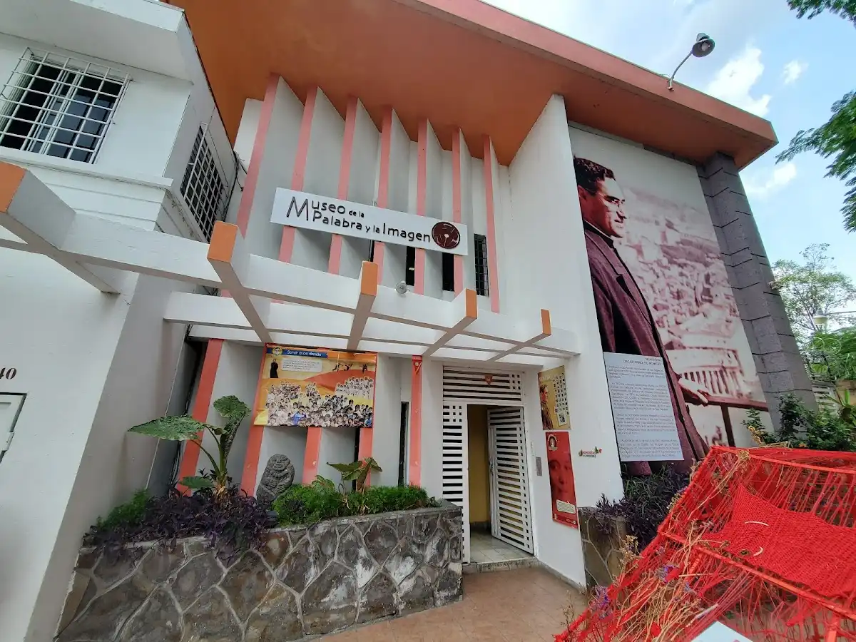 el-salvador-attraction-museo-de-la-palabra-y-la-imagen