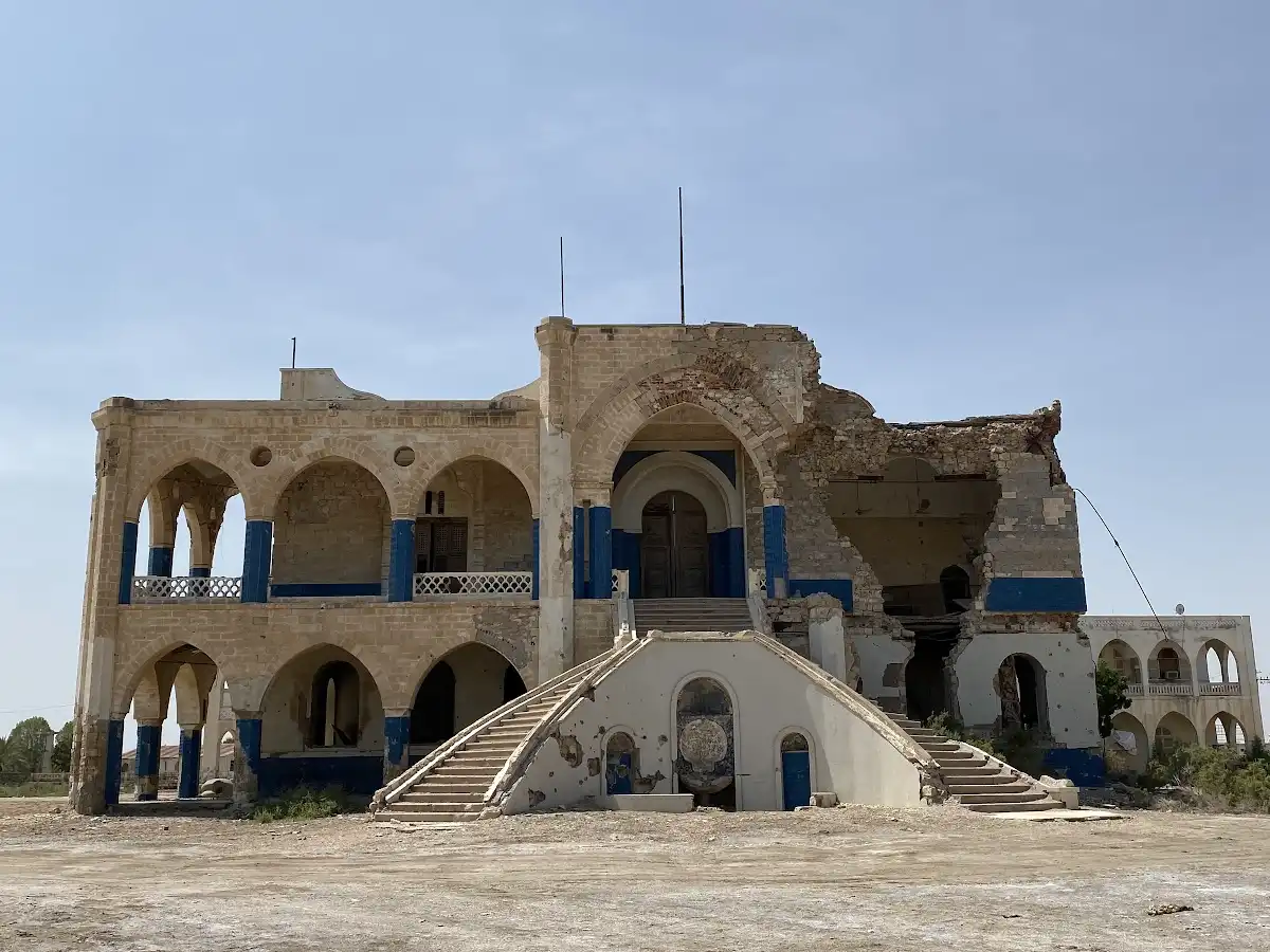 eritrea-attraction-imperial-palace-of-massawa