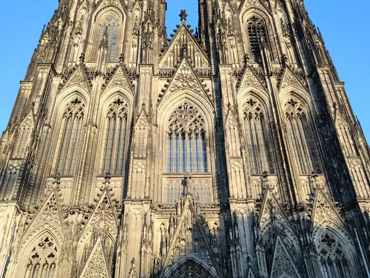 germany-unique-site-cologne-cathedral
