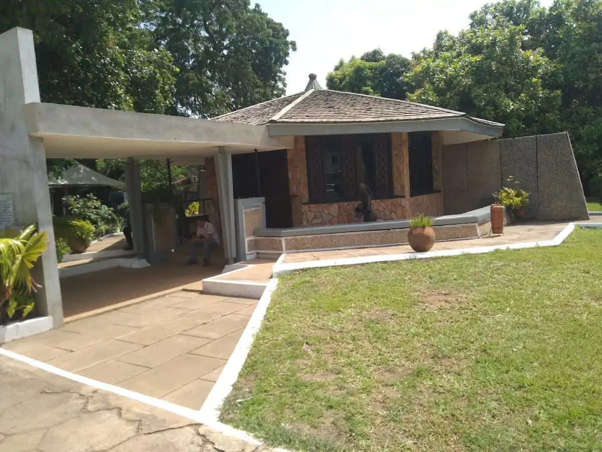 ghana-attraction-w-e-b-du-bois-centre