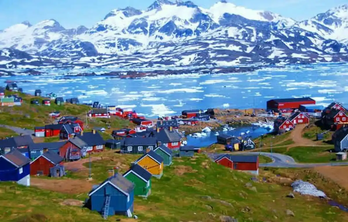 greenland-city-tasiilaq