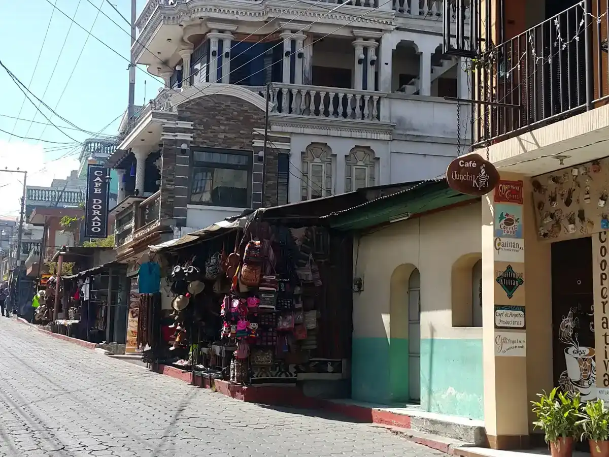 guatemala-city-santiago-atitlan