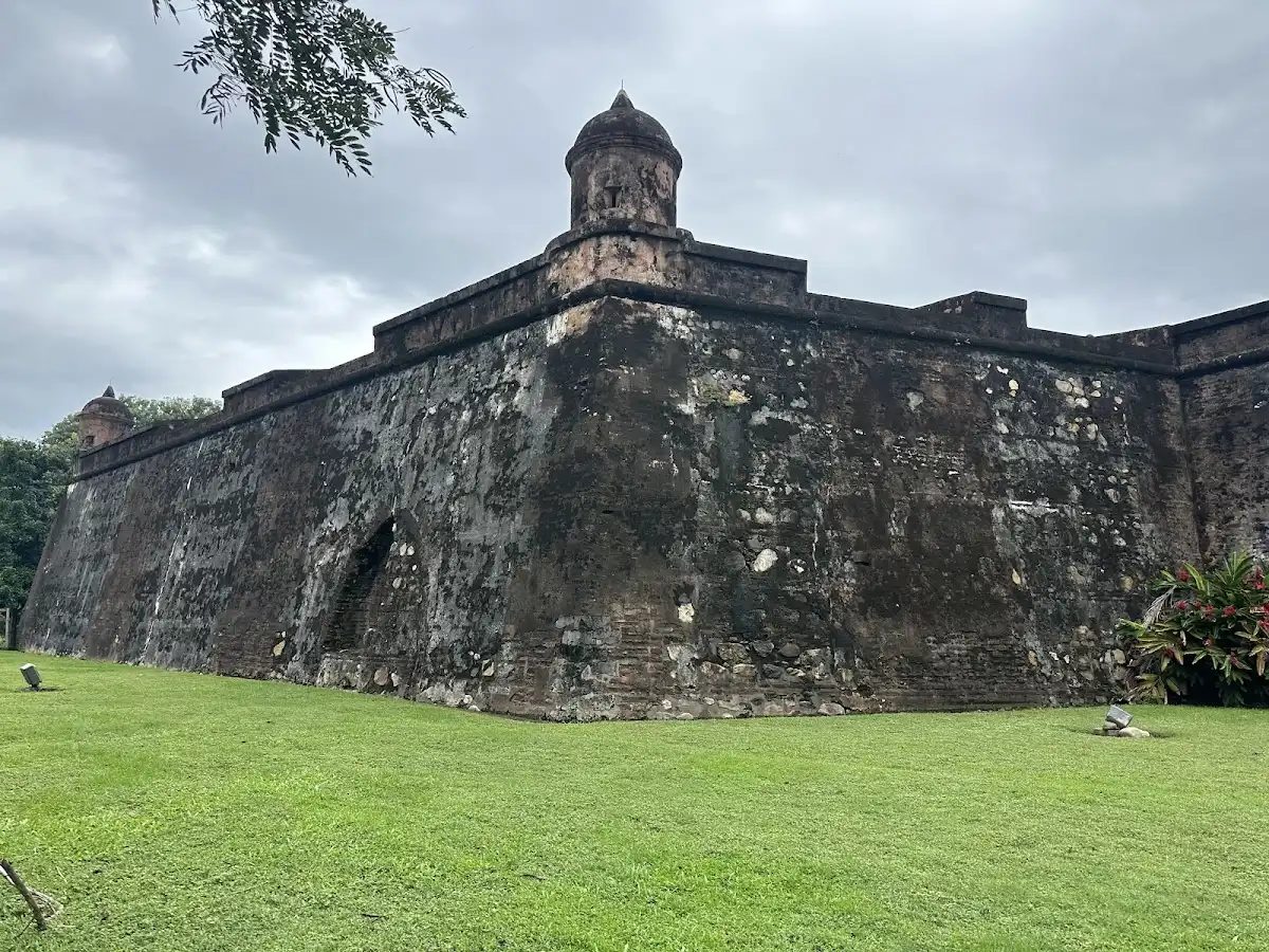 honduras-attraction-fortaleza-de-san-fernando-de-omoa