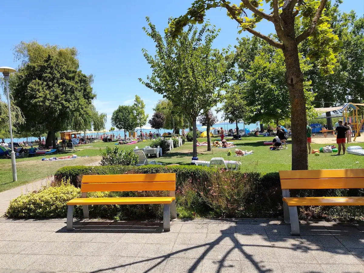 hungary-beach-balatonfured-beach