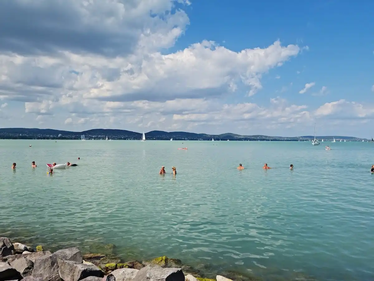 hungary-beach-tihany-beach