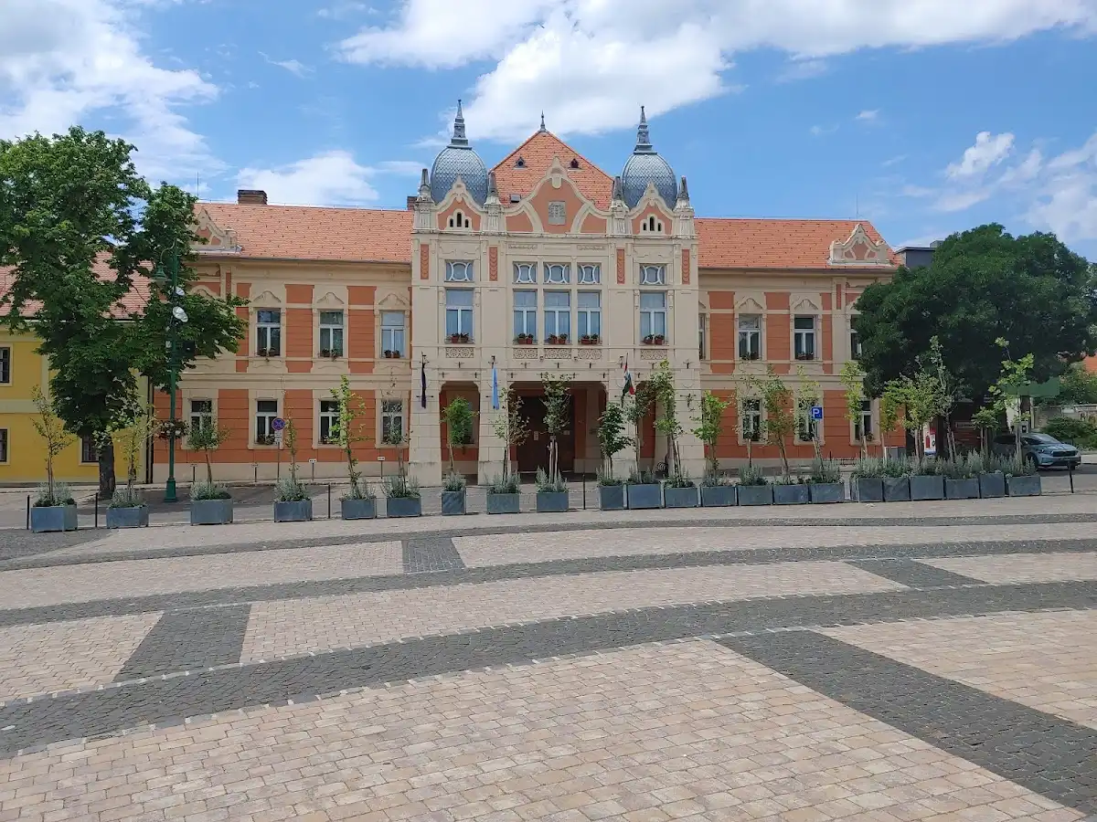 hungary-city-szekszard v1