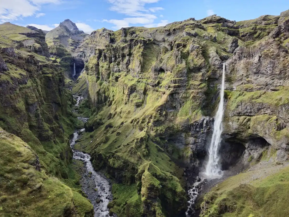 iceland-unique-site-mulagljufur-canyon