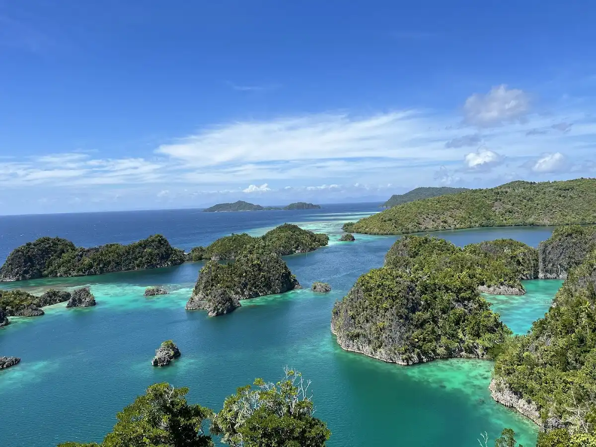 indonesia-region-raja-ampat-islands