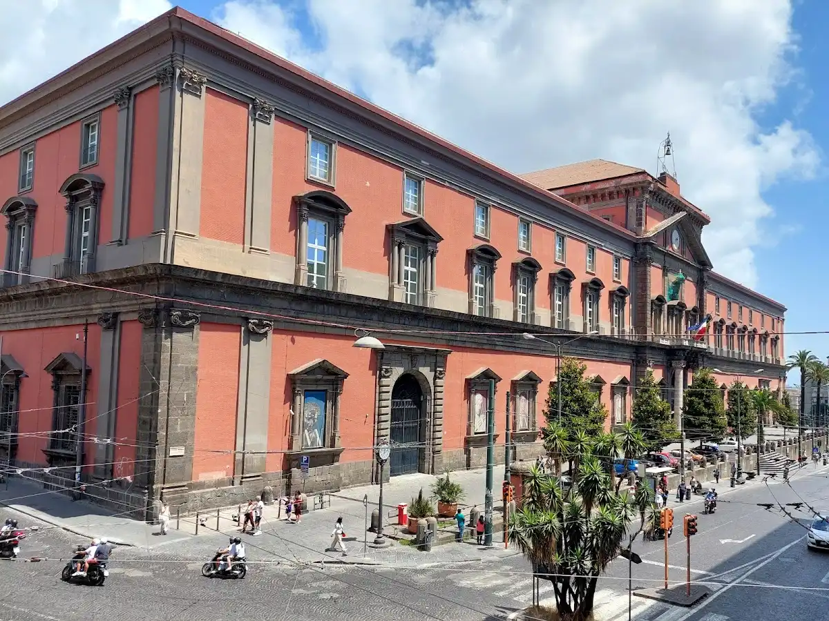italy-attraction-national-archaeological-museum-of-naples