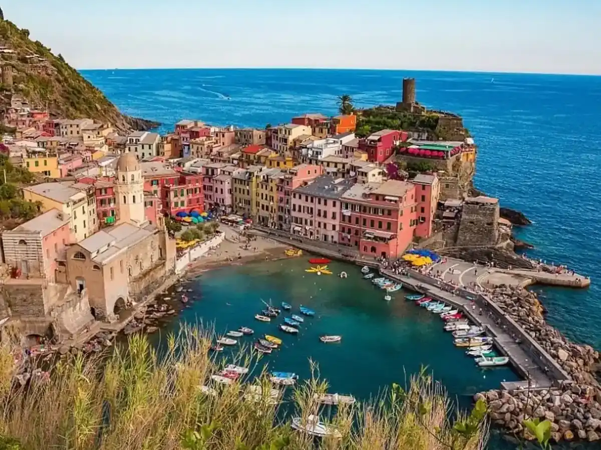 italy-city-vernazza