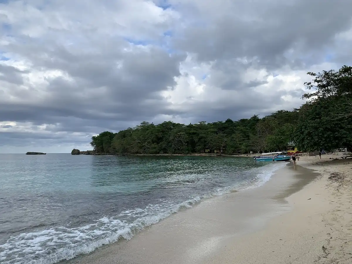 jamaica-beach-winnifred-beach