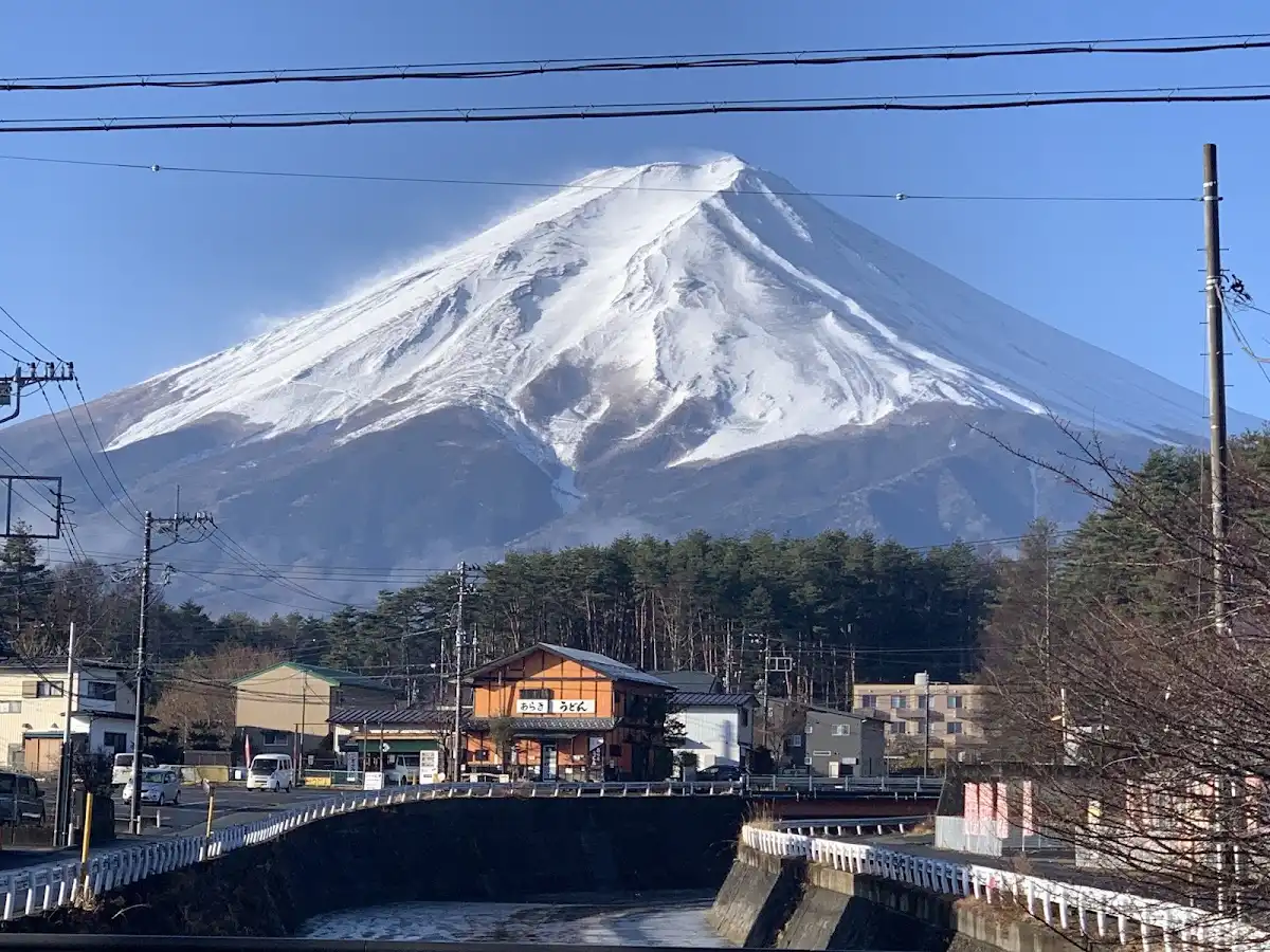 japan-city-fujiyoshida
