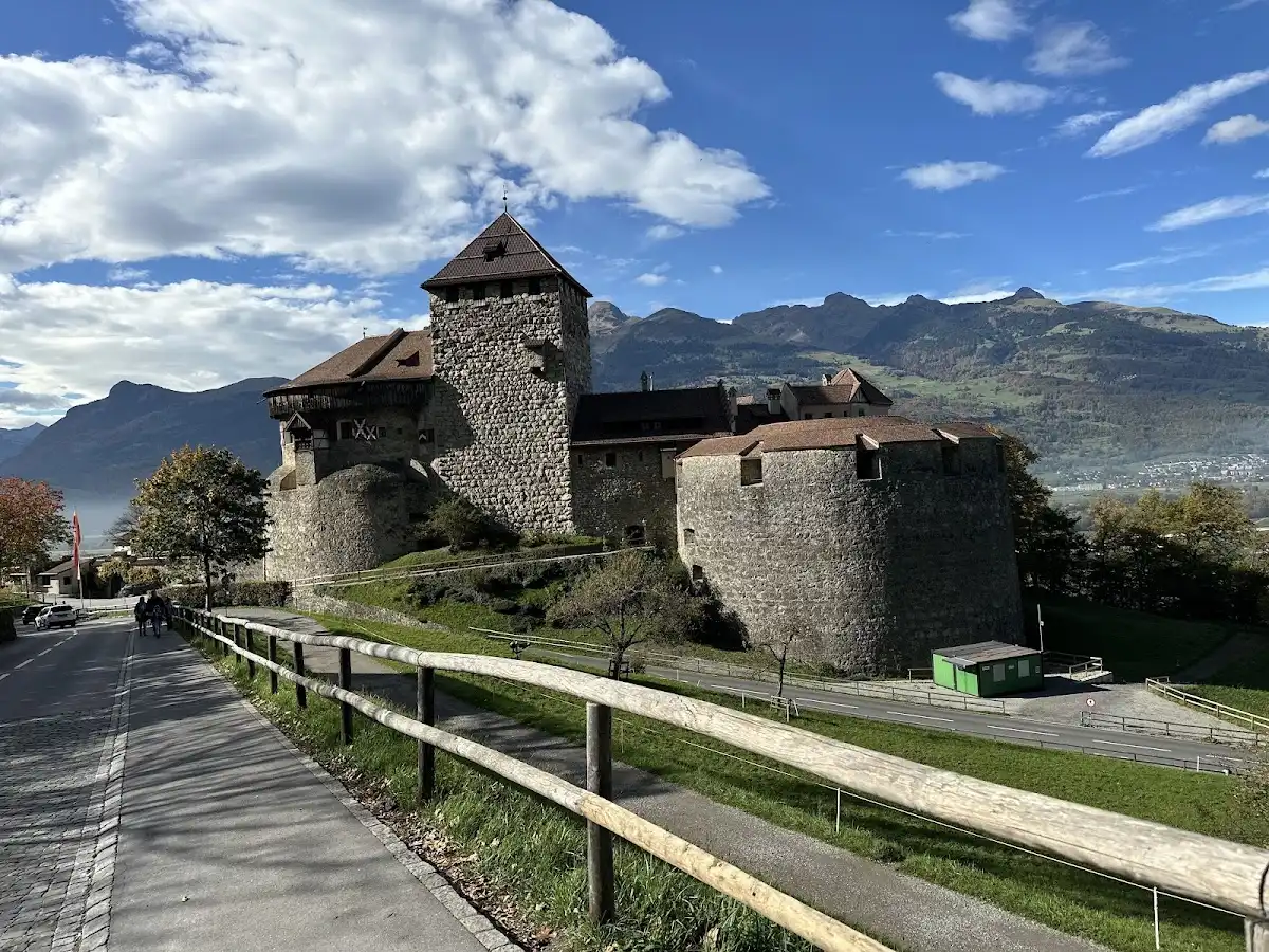 liechtenstein-unique-site-vaduz-castle