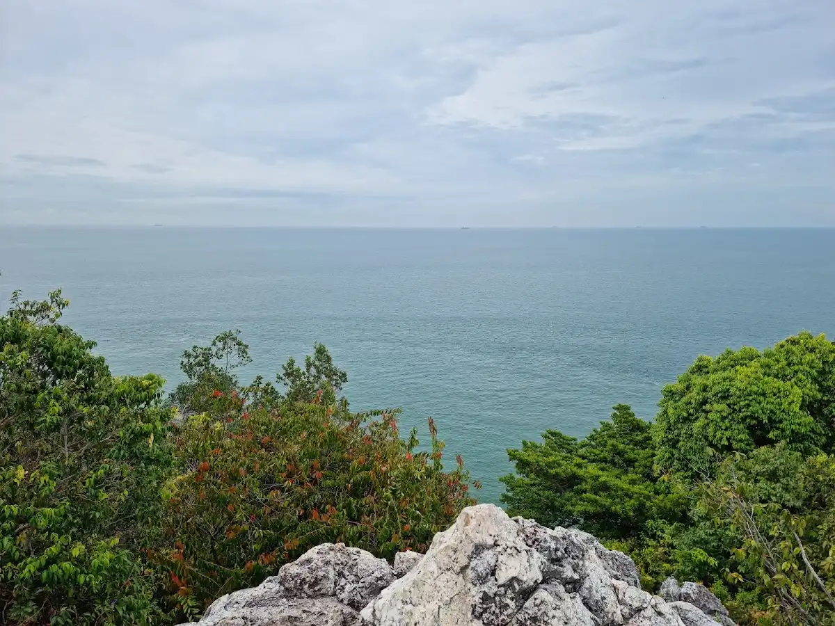 malaysia-hike-bukit-batu-putih