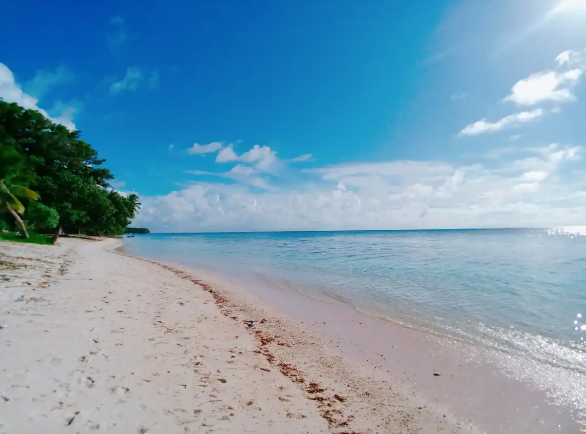 marshall-islands-beach-laura-beach