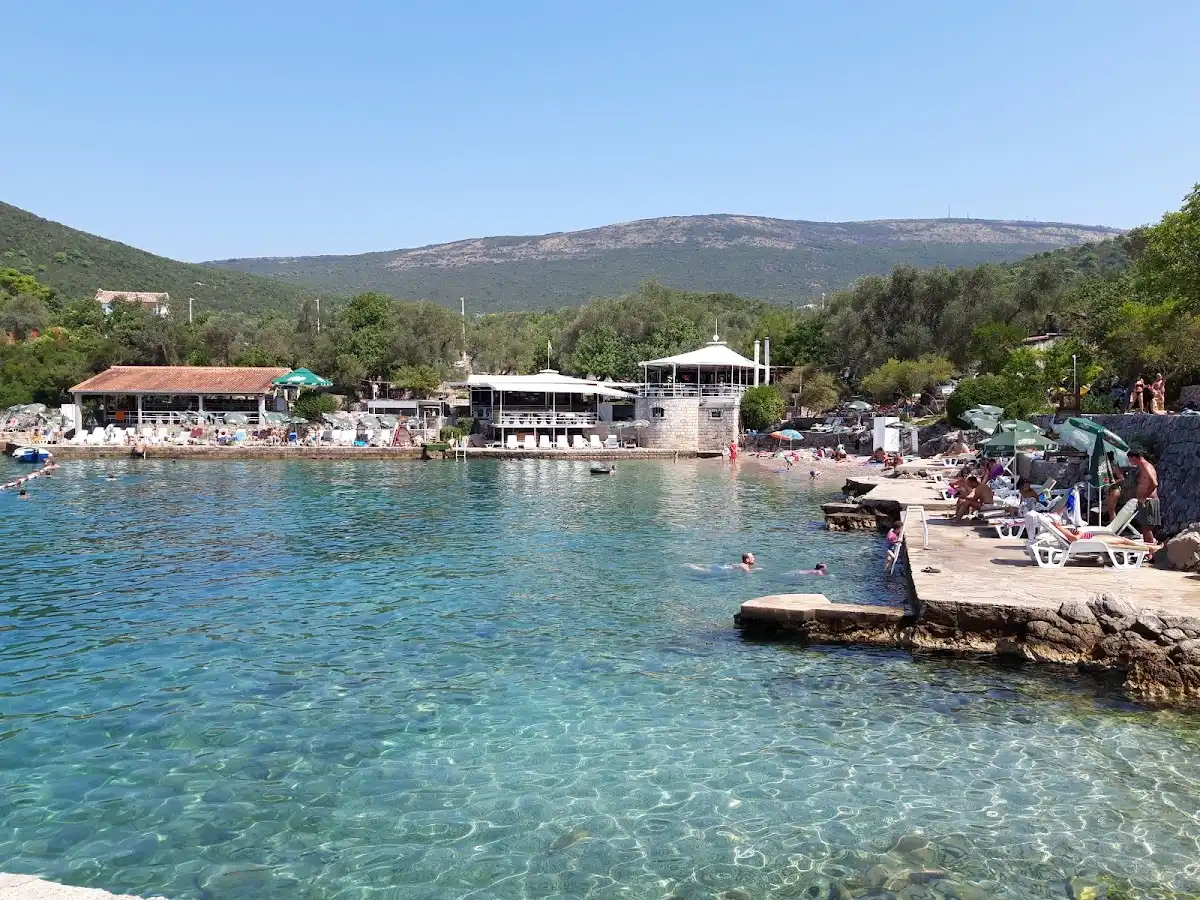 montenegro-beach-mirista