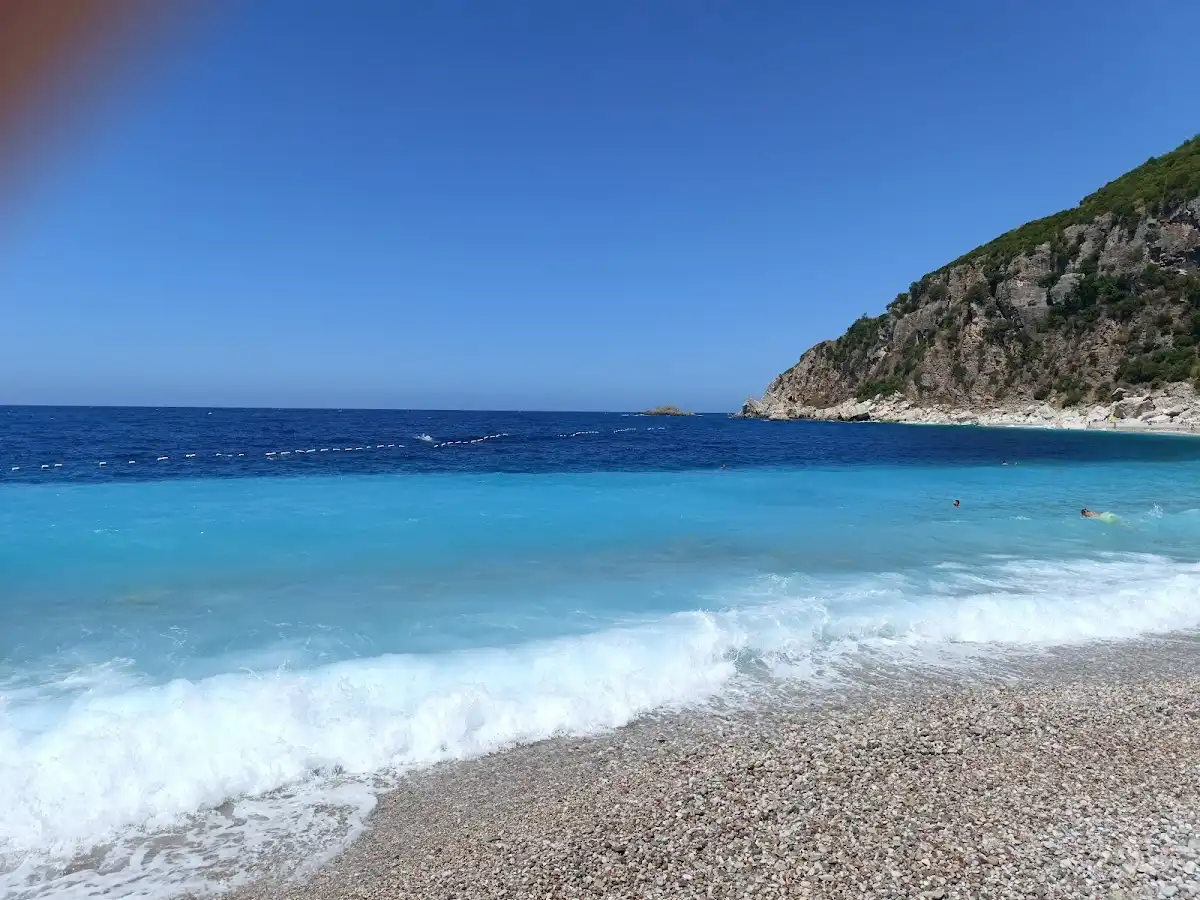 montenegro-beach-perazica-do-beach