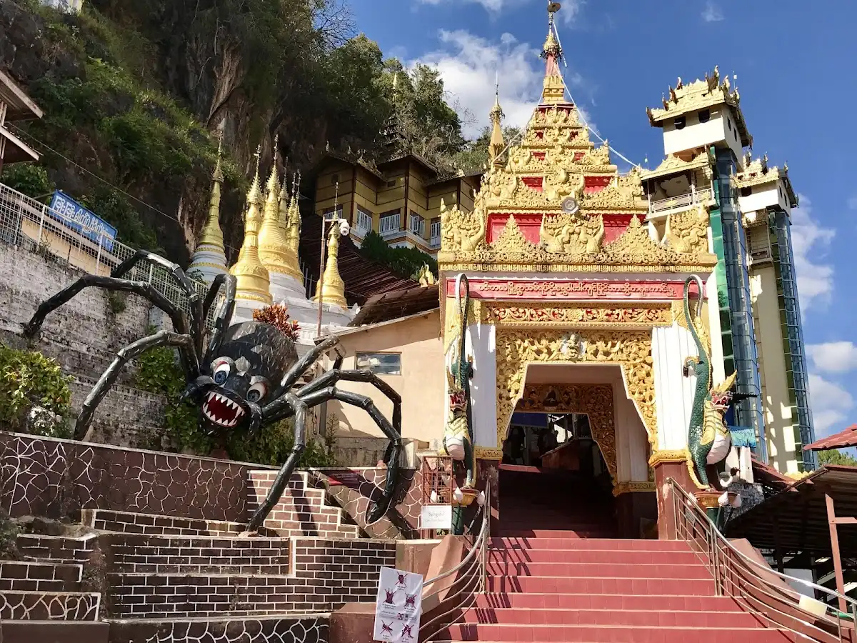 myanmar-hike-pindaya-to-ywangan